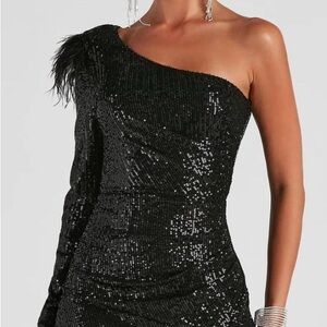 Windsor Black Sequin Asymmetrical Mini Dress size small (No feathers)